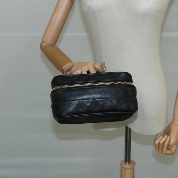 CHANEL Bicolore Vanity Hand Bag Leather Black Gold CC Auth - Picture 1 of 16